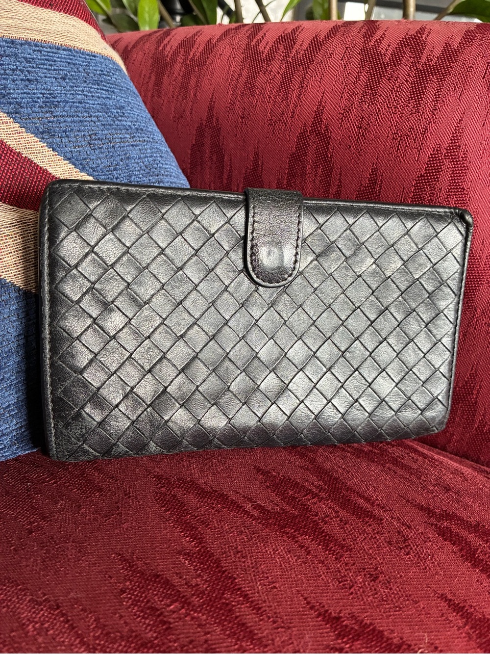Bottega Veneta Black Intrecciato Leather Long Wallet Clutch